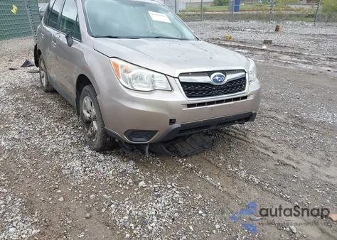 2015 Subaru Forester 2.5I Premium z USA, uszkodzony, nr VIN JF2SJADC1FH539285
